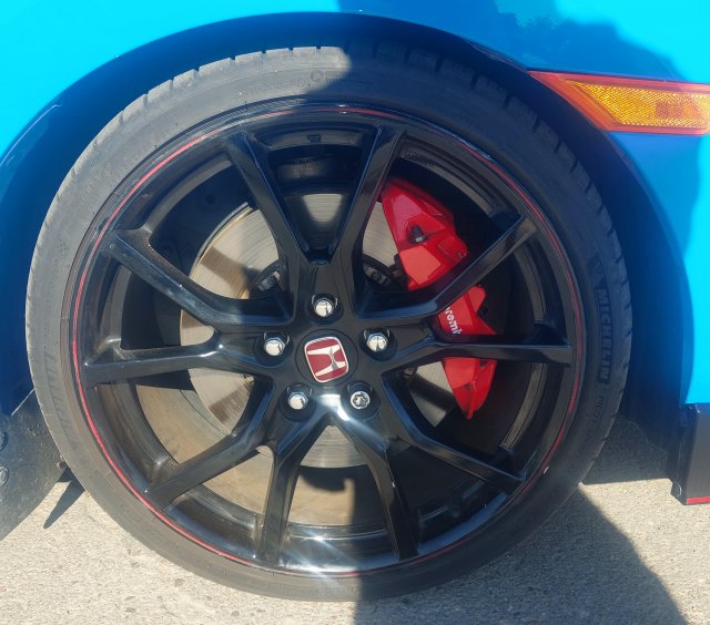 2021 Type R - black STOCK Wheels 6-24-2023.jpg